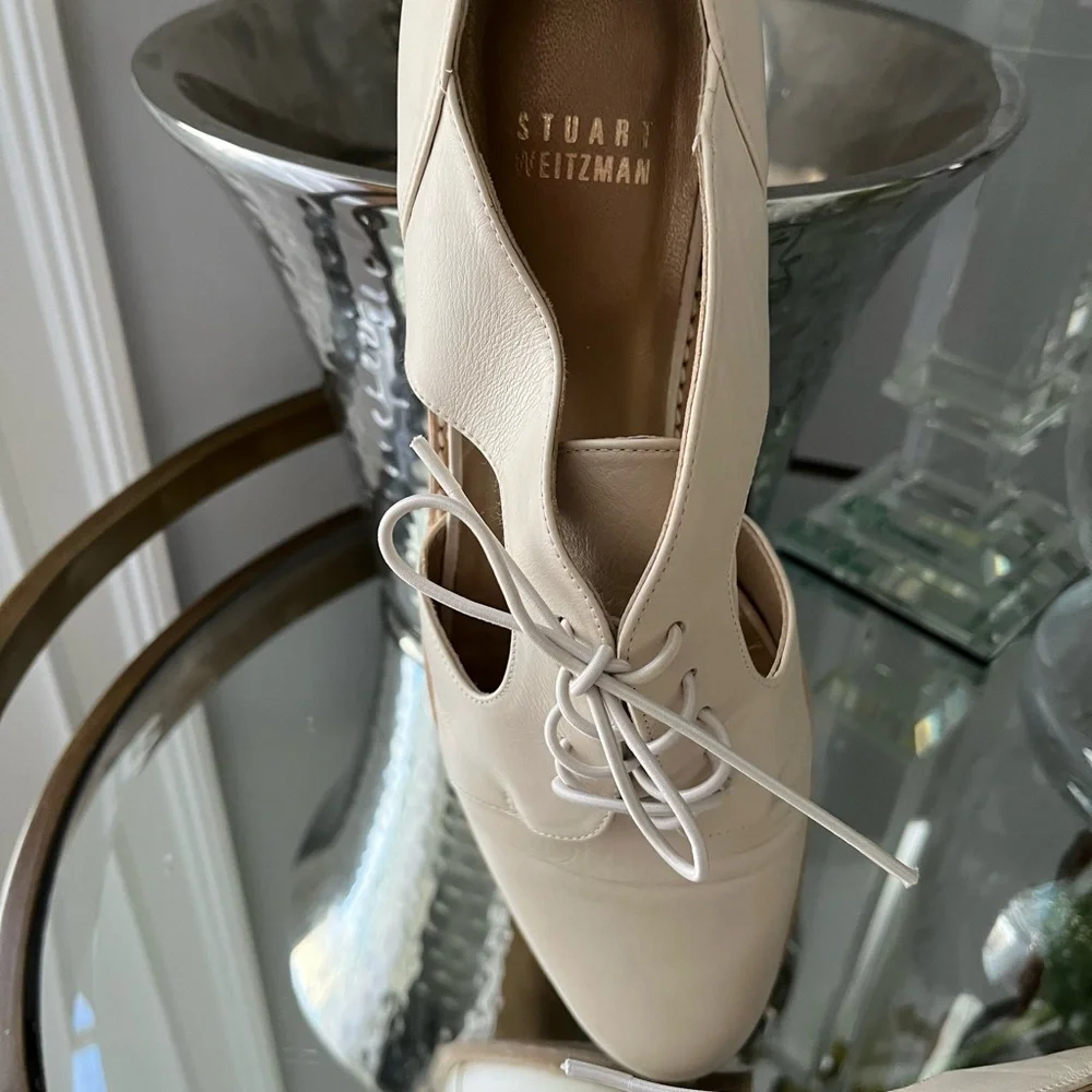 Stuart Weitzman lace up flat - Picture 4 of 6